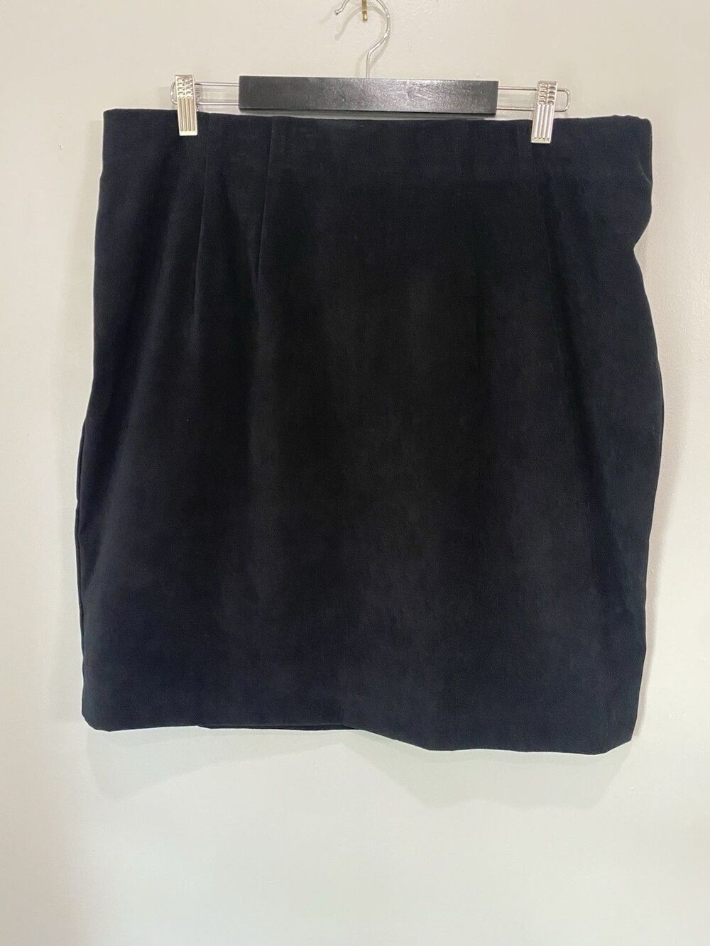 Avenue Faux Suede Black Pencil Mini Skirt Sz 20 NWT Minimalist Capsule 90s Style